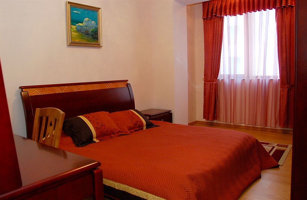 Ganjali Plaza Hotel Baku Szoba fotó